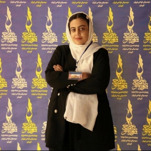 زینب کریم‌زاده